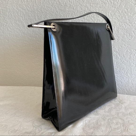 Gucci black leather G logo tote - Picture 4 of 15